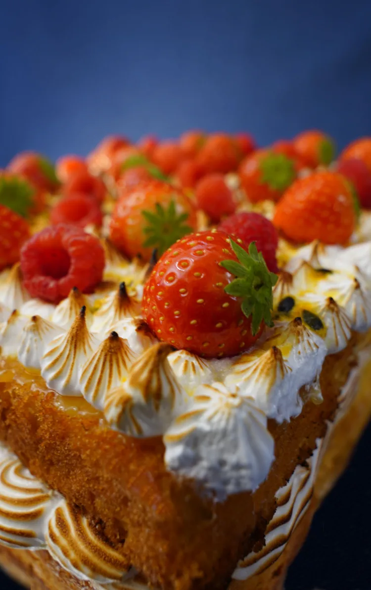 Citroen-passievrucht meringuetaart groot