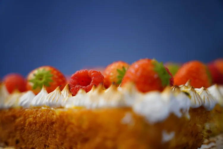 Citroen-passievrucht meringuetaart klein